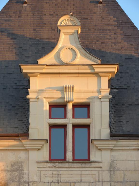 Le Chatelet Thilouze ภายนอก รูปภาพ